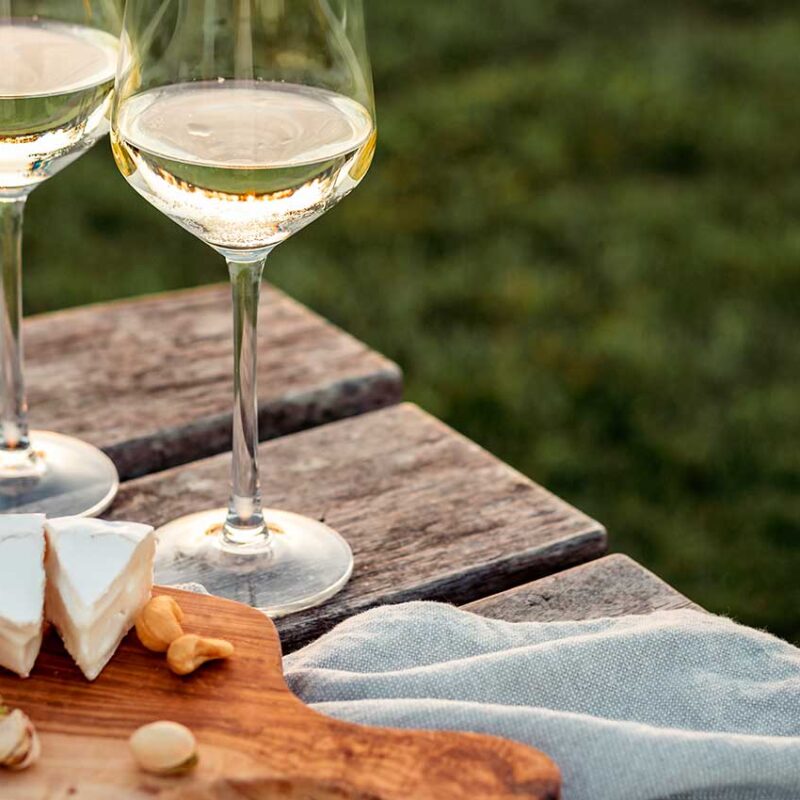 Top vinos blancos para refrescar el verano